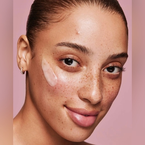 Kylie Skin Clarifying Gel Cream, 1.6 oz. - Picture 11 of 11